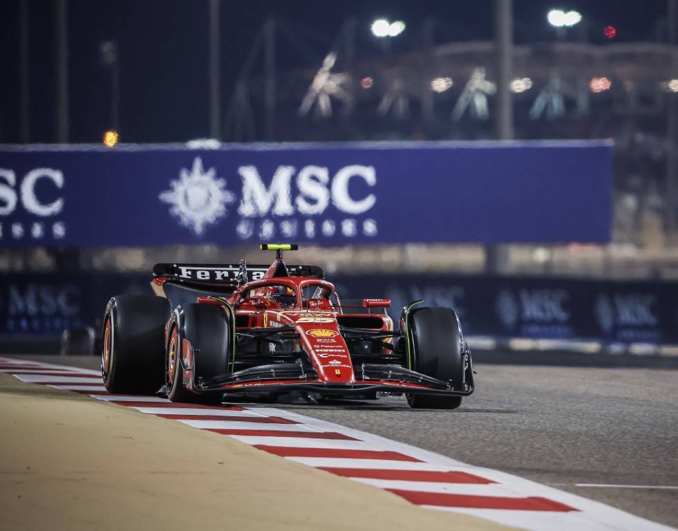F1'de sezonun ilk yarışı Bahreyn Grand Prix'sini Verstappen kazandı 6